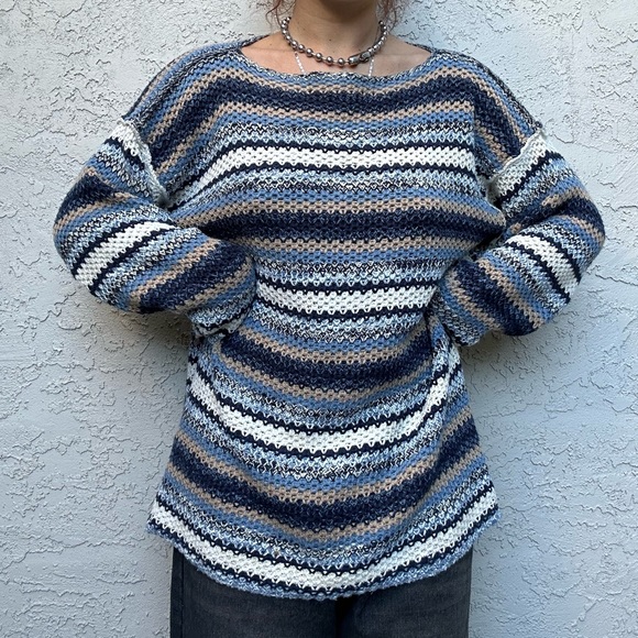 Vintage Oversized Knit Sweater - Picture 1 of 8